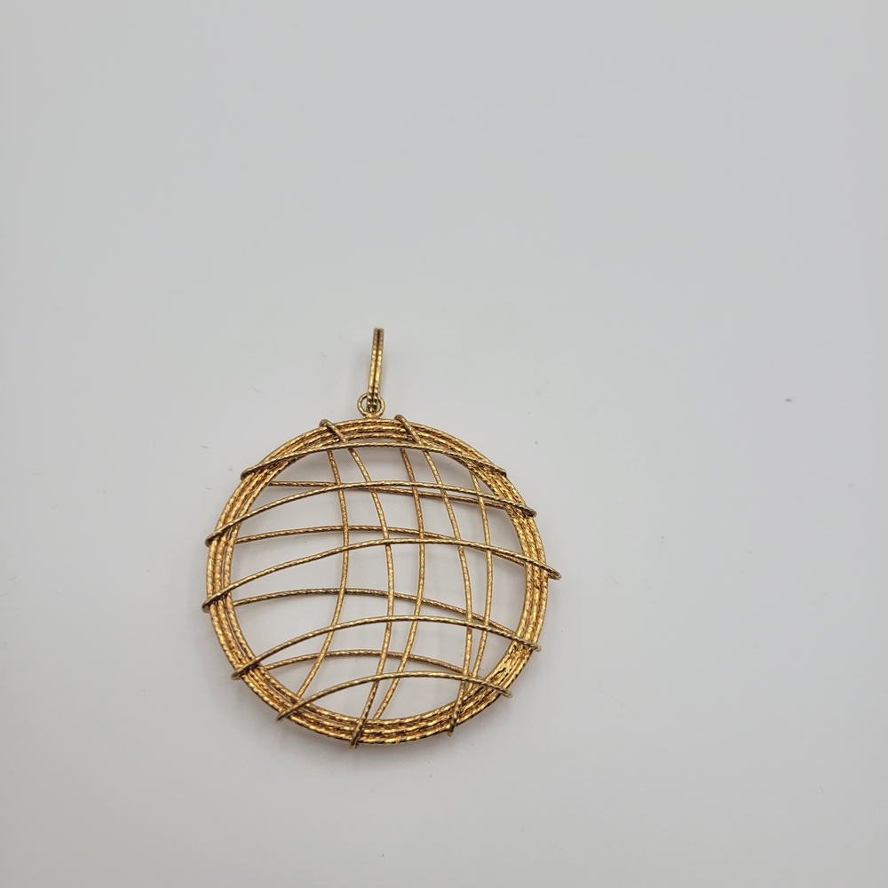 Modern 14KT Italy Intricate Yellow Gold Circle World Pendant